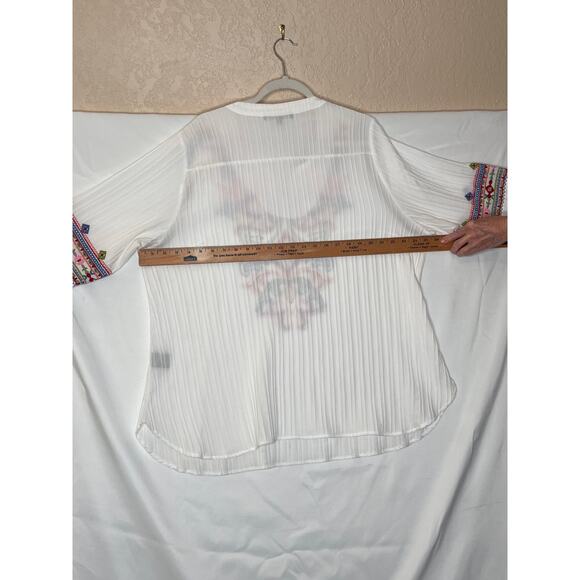 Calessa top size 1X white/multi pleats embroidery bell sleeve boho fairy angel - Picture 8 of 10